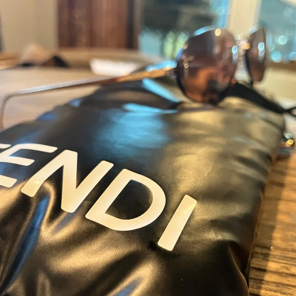 Authentic #Fendi !! color rose gold gradient 
FF Crystal Metal Oval Sunglasses - Picture 9 of 17